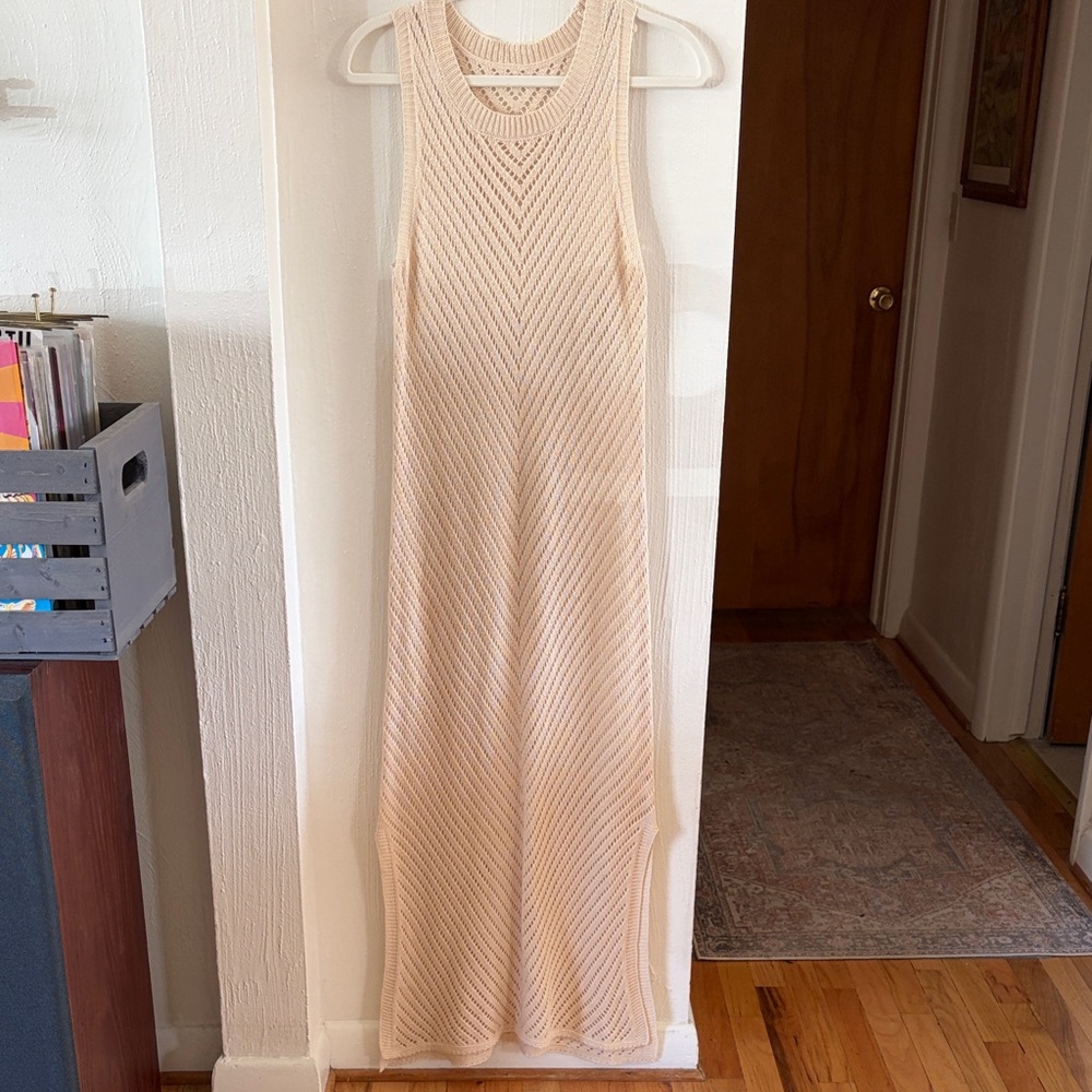 Sleeveless Chevron Knit Maxi Dress in Apricot